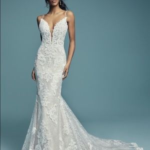 Maggie Sottero Tuscany Lynette Wedding Dress - size 8